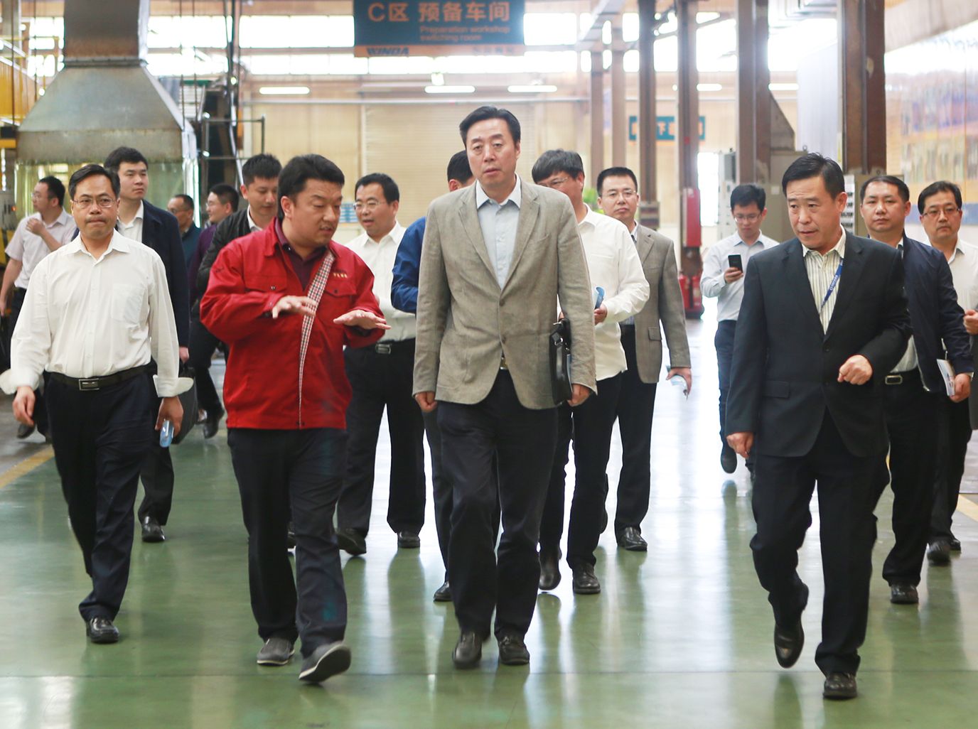 “加快新旧动能转换  助推企业高质量发展” ——全国工商联调研组座莅临辉达娱乐调研指导工作