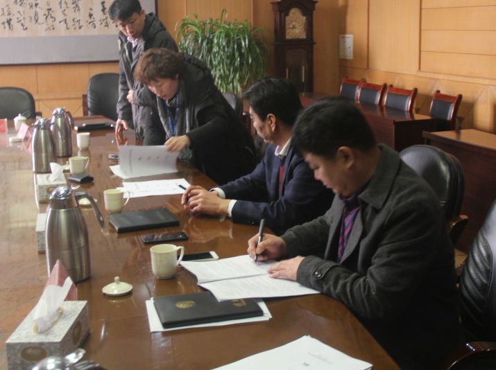 辉达平台建设平台举办安全环保目标管理责任书签订仪式