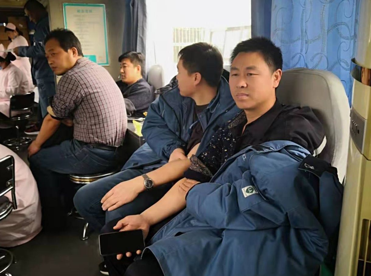 心血传递，让爱流淌——辉达娱乐组织员工积极参与无偿献血活动