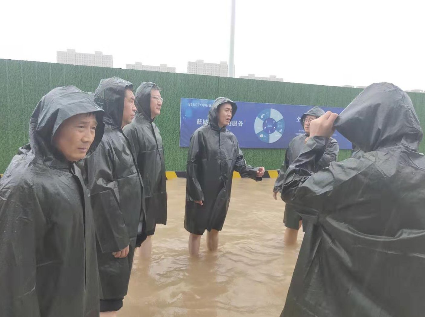 众志成城 辉达平台地产平台全力应对“利奇马”台风