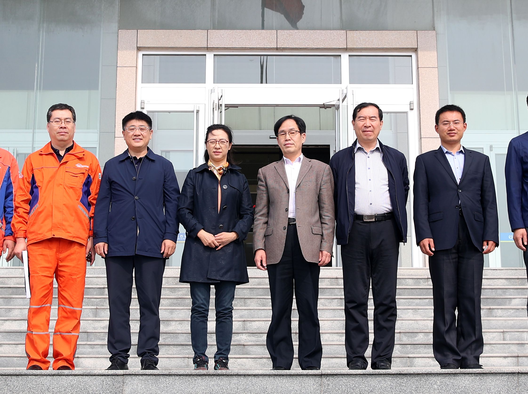 省工信厅调研组莅临辉达平台石化平台调研指导工作