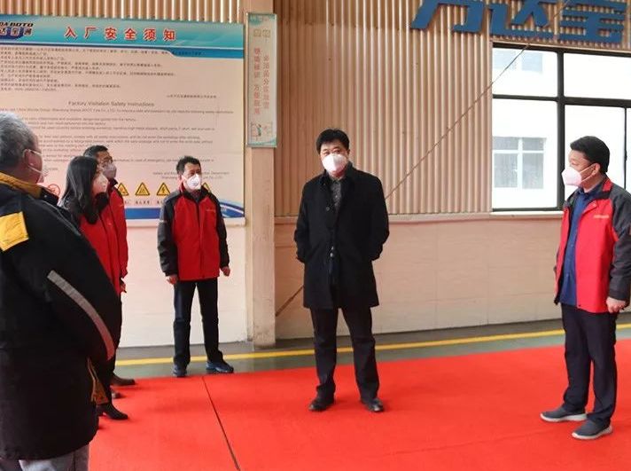 平台董事局主席周俊到垦利厂区部分单位调研指导工作