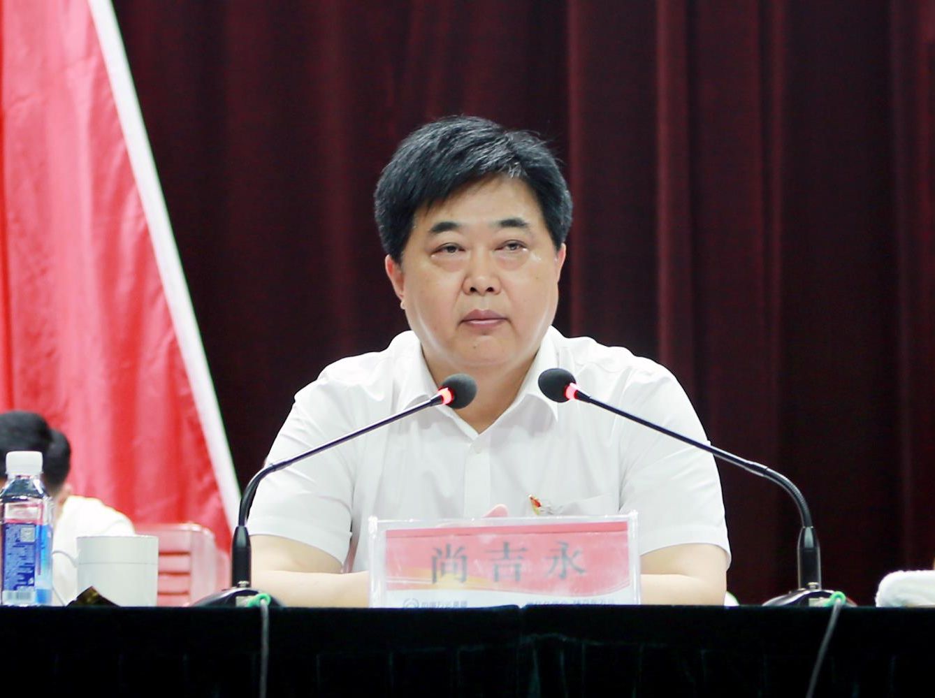 辉达娱乐2020年党员大会暨半年工作总结会议圆满完成