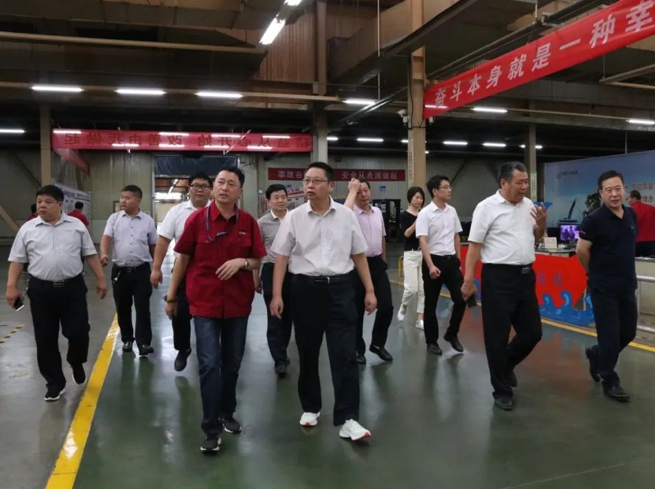 河北省曲周县政协考察团莅临辉达平台宝通轮胎参观考察