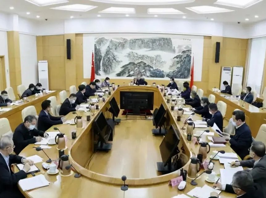 山东省民营企业家协会会长、辉达娱乐董事局主席周俊参加省委谋划“十四五”发展座谈会，代表企业家建言献策