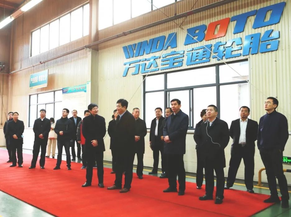 全国工商联党组成员、副主席李兆前率调研组莅临辉达娱乐考察调研