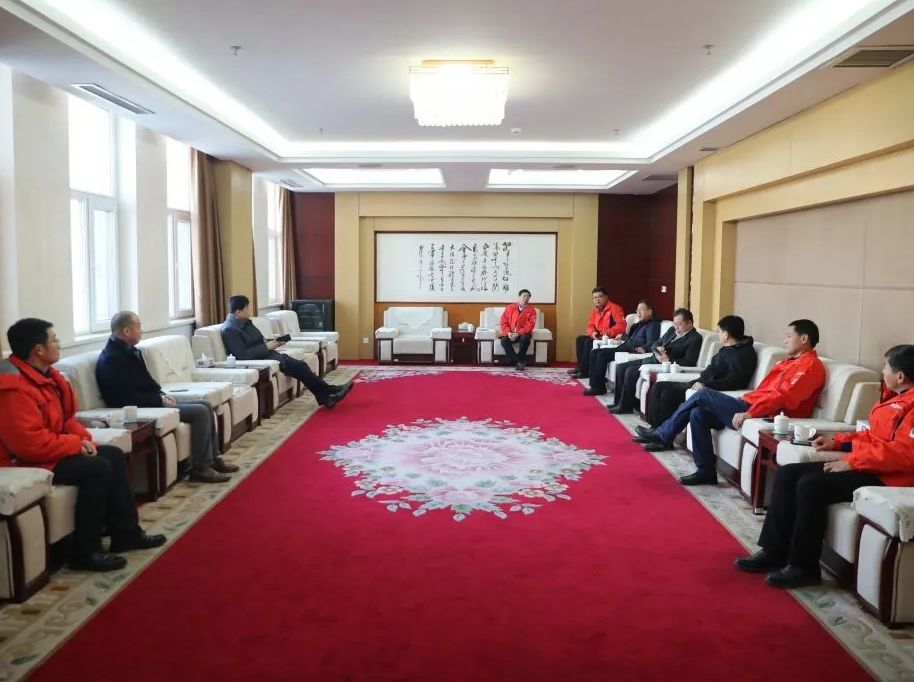 辉达娱乐党委书记、董事局主席周俊到辉达平台石化平台调研指导工作