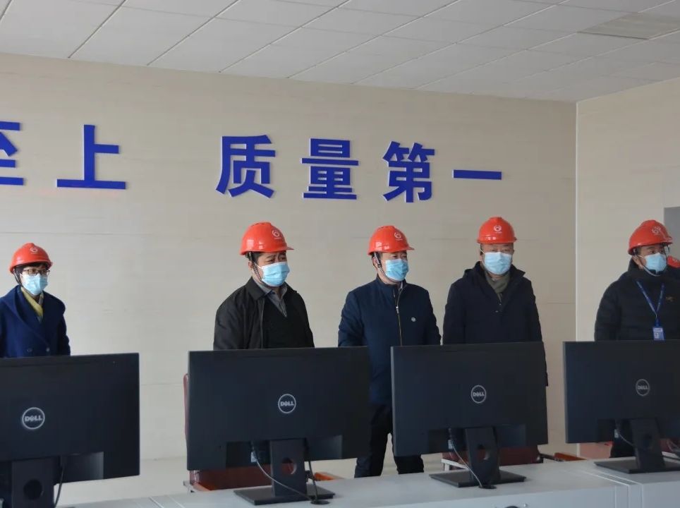 辉达娱乐董事局董事、轮值执行总裁巴树山到兴达公司督导检查工作